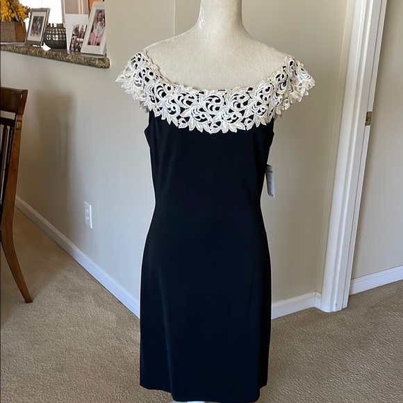 Vintage Dave & Johnny Party or Prom Dress. - Picture 9 of 11